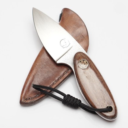 Nóż wędkarski hand made typu neck Trotka Knives N690 Bohler